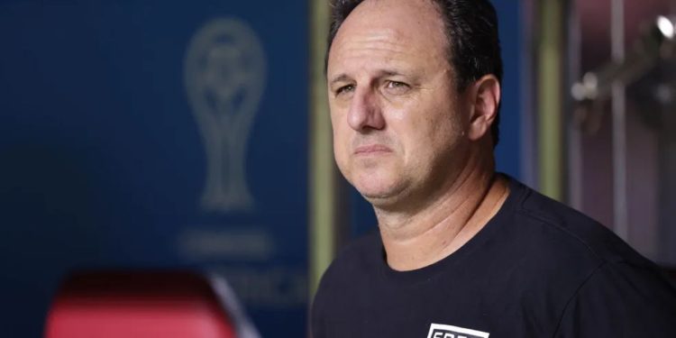 O São Paulo anunciou nesta quarta-feira (19), a saída de Rogério Ceni da função de treinador. Ele não conquistou nenhum título.