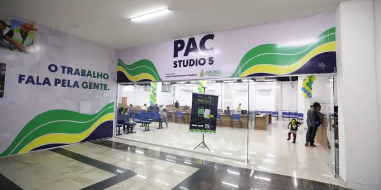 Foi inaugurado o Posto de Emissão de Passaporte da Polícia Federal (PF) no PAC do Studio 5 Shopping, no Distrito Industrial, em Manaus.