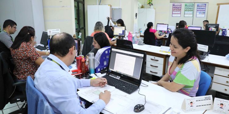 A Secretaria de Estado de Educação e Desporto divulgou, nesta segunda-feira (24/04), a convocação de 111 candidatos aprovados em PSS 2022.