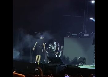 Calor, comida amazônica e fantasia ‘pesada’ levaram baixista do KISS a passar mal