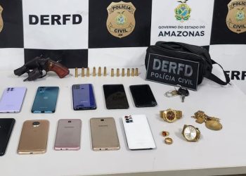 A Polícia Civil do Amazonas (PC-AM), por meio da Delegacia Especializada em Roubos, Furtos e Defraudações (DRFD), prendeu em flagrante, na quarta-feira