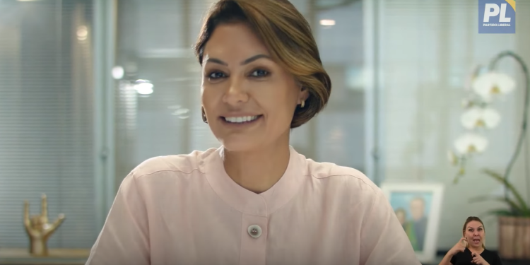 Como Michelle Bolsonaro já está mostrando serviço no PL