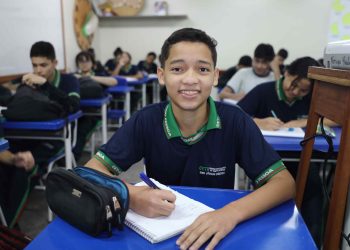 Governo do Amazonas destaca iniciativas educacionais que transformam vidas