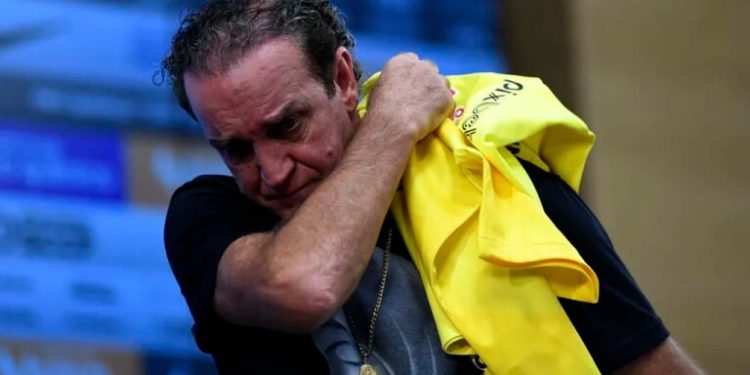 Cuca pede demissão do após ser condenado por estupro de menina de 13 anos