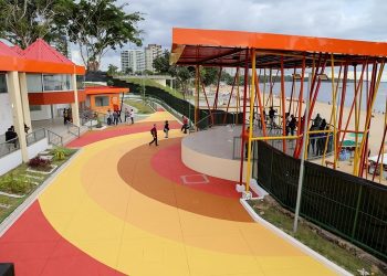 Inaugura nesta segunda-feira (1), Dia do Trabalhador, a Casa de Praia Zezinho Corrêa, na Ponta Negra, zona Oeste, a partir das 15h. Casa de