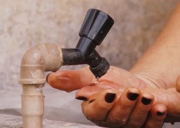 As Estações de Tratamento de Águas (ETA) I e II, situadas no complexo Ponta do Ismael, no bairro Compensa, zona Oeste. Bairros de