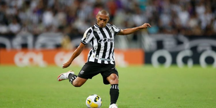 Flávio Dino determinou que a Polícia Federal (PF) instaure inquérito para investigar indícios de manipulação de resultados nos jogos.