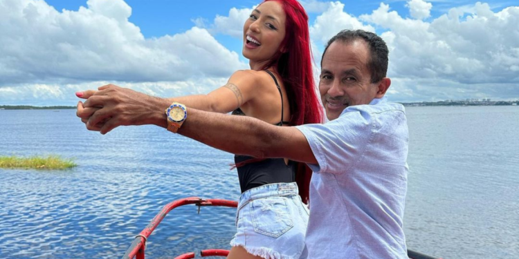 O cantor Manoel Gomes, que ficou nacionalmente conhecido pelo hit Caneta Azul está em Manaus desde sexta-feira (6). Ruivinha leva