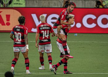 Flamengo e Fluminense se enfrentam nas oitavas da Copa do Brasil