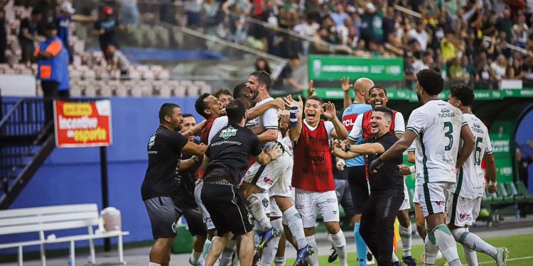 Manaus abre venda de ingressos para duelo contra o Altos-PI com promoção de Dia das Mães