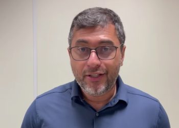 O governador Wilson Lima anunciou, nesta segunda-feira (1º), Dia do Trabalhador, que vai antecipar o pagamento da 1ª parcela. Wilson Lima