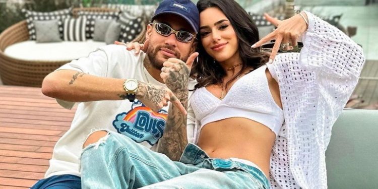 Neymar e Bruna Biancardi teriam feito 'acordo' para o jogador ficar com outras mulheres