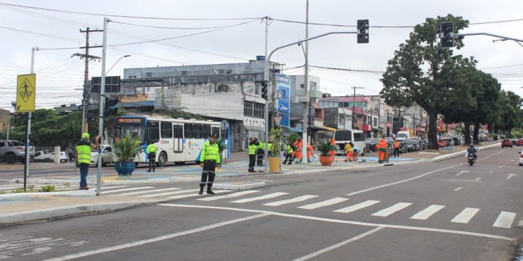 A Avenida Eduardo Ribeiro será interditada no trecho entre a Avenida 7 de Setembro e a rua Saldanha Marinho. Em Manaus