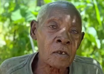 Mulher de 123 anos diz ser virgem e busca ‘companheiro ideal’
