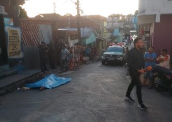 Homem é executado com tiros na cabeça no bairro Compensa