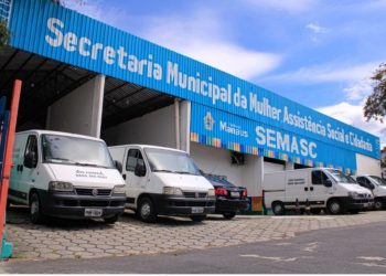 Mulher se passa por assistente social para furtar casas em Manaus