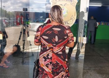 A mãe de uma adolescente de 17 anos, procurou a Delegacia Especializada em Proteção à Criança e ao Adolescente (DEPCA) para. Mãe denuncia