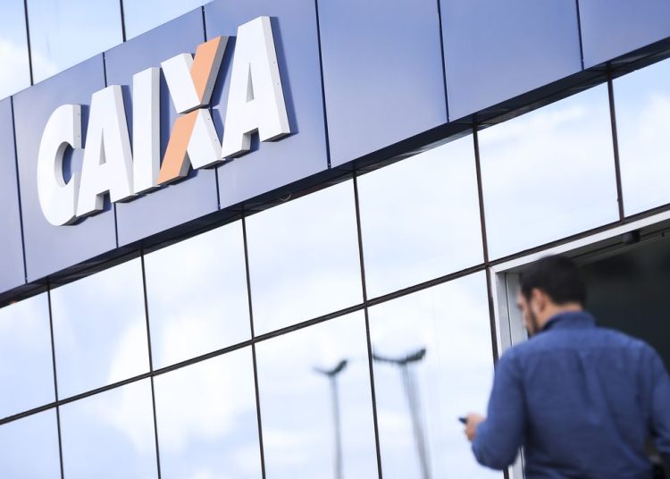 Caixa suspende cobrança de Pix para pessoa jurídica