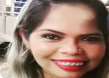 Raphaella da Silva Bessa, 30, e o atual namorado dela, foram brutalmente esfaqueados pelo ex-marido dela que não aceitava o fim. Vídeo:
