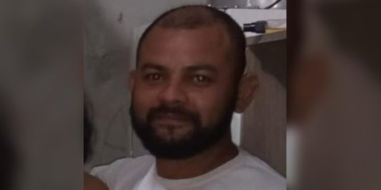 Francisco Josiano da Silva Melo, 35, foi preso suspeito de tentar matar a ex-mulher, Raphaella da Silva Bessa, 30, e o atual. Preso homem