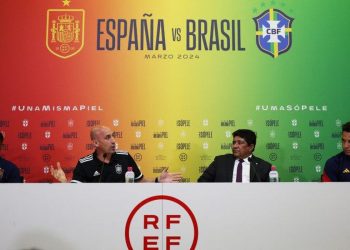 A campanha antirracismo “Uma só pele”, em apoio ao atacante brasileiro Vinicius Júnior, foi lançada oficialmente nesta terça-feira (13).