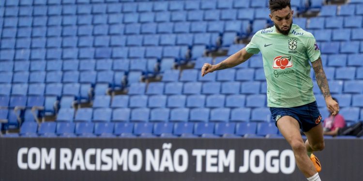 Em jogo marcado por manifestações antirracistas, Brasil enfrenta Guiné neste sábado