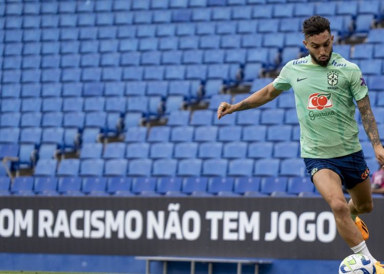 Em jogo marcado por manifestações antirracistas, Brasil enfrenta Guiné neste sábado
