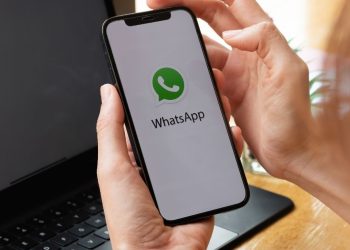 WhatsApp caiu? Erro no aplicativo impede envio de fotos, áudios e figurinhas