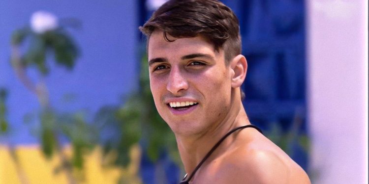 Ex-BBB Felipe Prior é condenado a seis anos de prisão por estupro