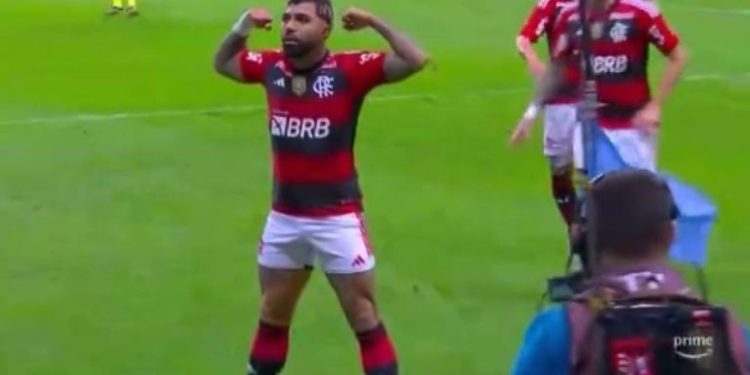 VÍDEO: Narrador diz que Gabigol é 'gostoso demais' durante transmissão ao vivo