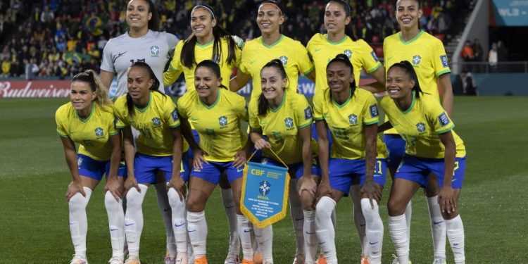 Brasil goleia Panamá e lidera grupo F da Copa Do Mundo