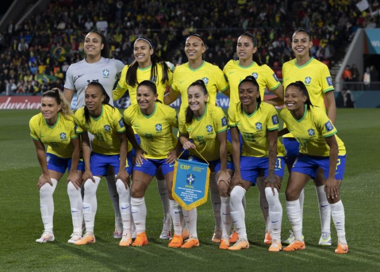 Brasil goleia Panamá e lidera grupo F da Copa Do Mundo