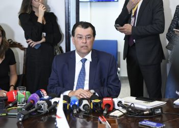 Indicado relator da reforma tributária, Eduardo Braga prevê votação da matéria até outubro no Senado