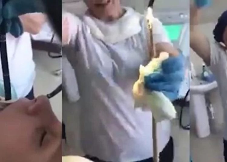 VÍDEO: médica tira pela boca de paciente cobra de 1,20 m