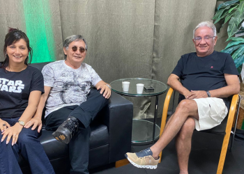 Palco Brasil visita a TV Maskate