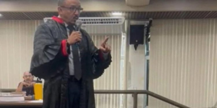 Promotor de justiça que comparou advogada com 'cadela' é afastado do cargo