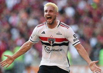 São Paulo vence Flamengo no Maracanã e sai em vantagem na final da Copa do Brasil
