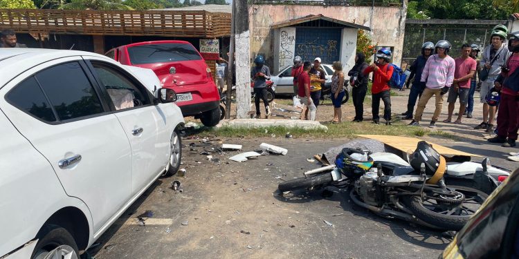 Urgente: trabalhador morre e pessoas ficam feridas em grave acidente na Max Teixeira