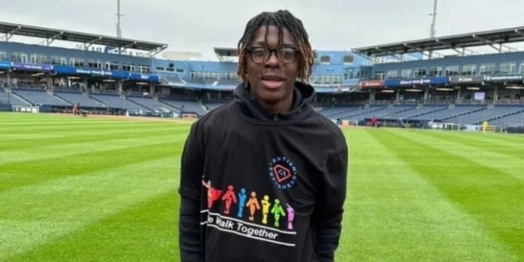 A morte de um adolescente norte-americano de 14 anos acendeu o sinal de alerta de autoridades locais, uma vez que possa. Adolescente morre