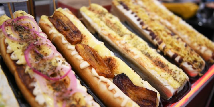 Dia Nacional do Cachorro-quente: conheça o Kikão, a iguaria com o sabor da gastronomia amazonense