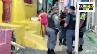 URGENTE – Sentado na calçada, jovem é executado com tiros na cabeça no Santa Luzia