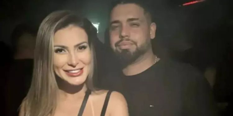 Andressa Urach assume namorado e ex ironiza: "tem tudo pra dar certo"