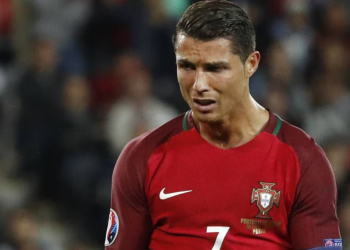 Cristiano Ronaldo pode ser condenado a 100 chibatadas no Irã; veja vídeo