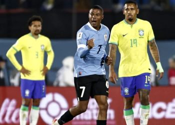 Brasil leva “olé” e volta a perder para o Uruguai depois de 22 anos