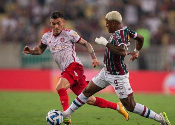 Internacional e Fluminense duelam por vaga na final da Libertadores