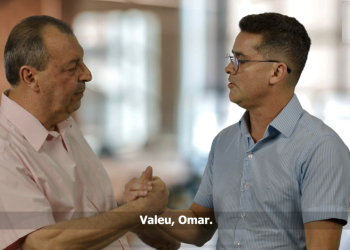 O apressado come cru