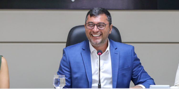 Sorriso e feitiço marajoara