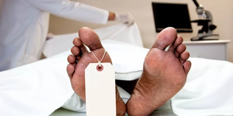 Paciente declarado morto acorda em  hospital