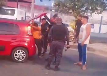 Motorista de App é sequestrado e colocado em porta-malas no Jorge Teixeira; veja vídeos