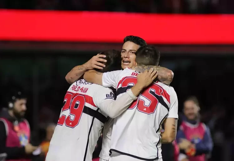 São Paulo vence Grêmio e se afasta do Z4 do Brasileirão